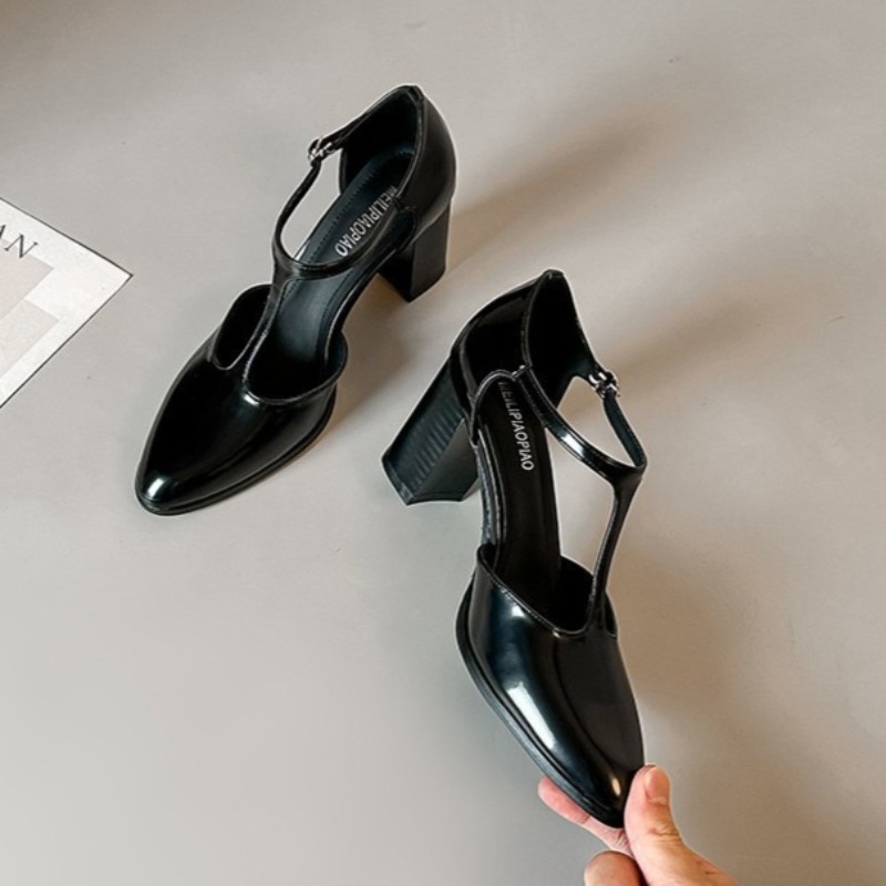 Mary Jane Shoes Black High Hee - Leather Classic Strap recension och pris
